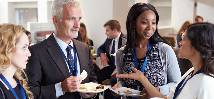 How to Choose Between Online & In-Person CME