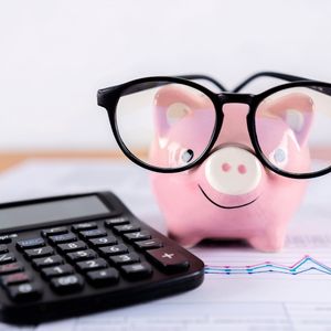 Maximizing Your CME Budget: How to Save Money While Meeting All Requirements